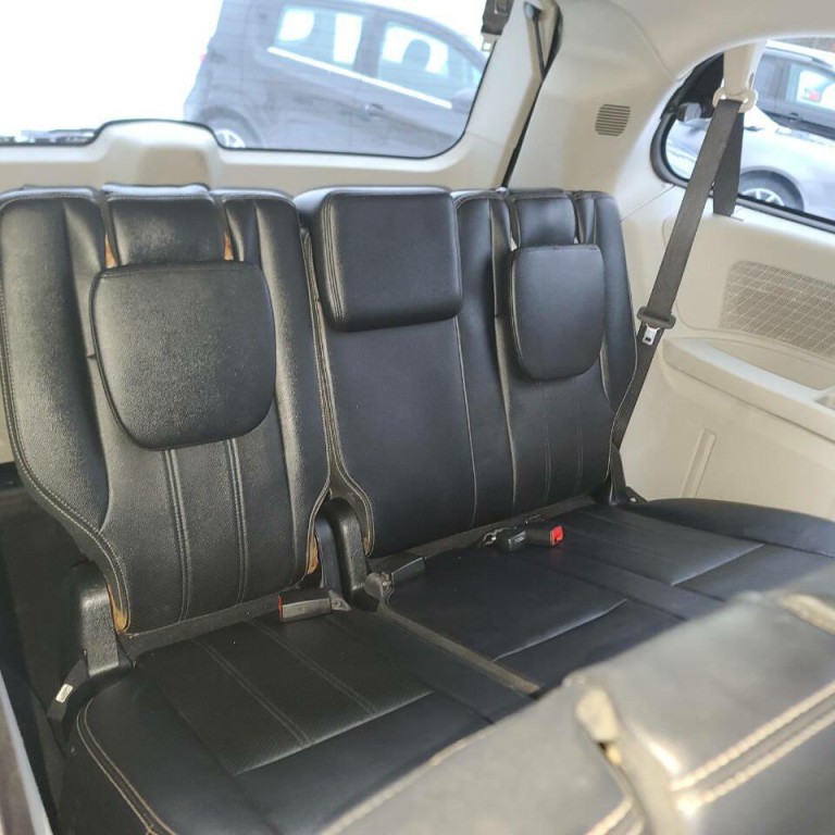 2016 Dodge Grand Caravan Image 10