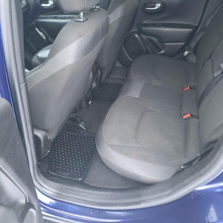 2019 Jeep Renegade Image 14