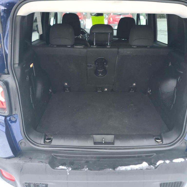 2019 Jeep Renegade Image 15