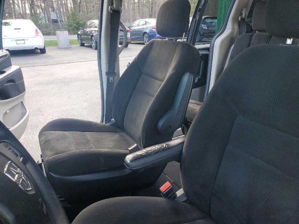 2016 Dodge Grand Caravan Image 9