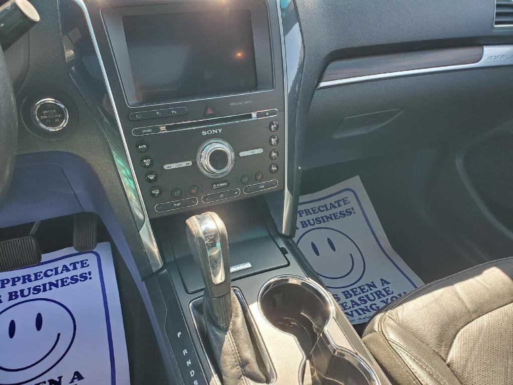 2016 Ford Explorer Image 12