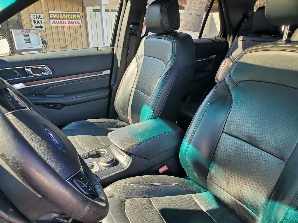 2016 Ford Explorer Image 14