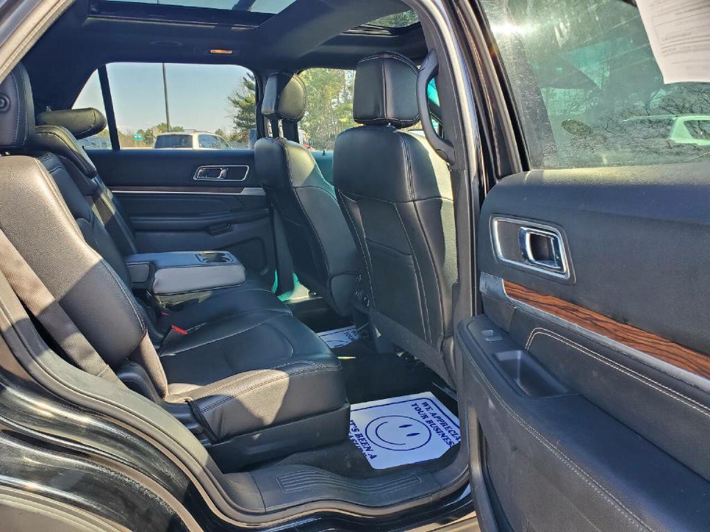 2016 Ford Explorer Image 19