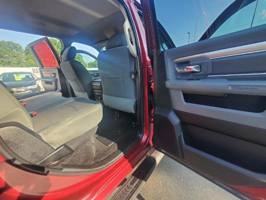 2016 RAM 1500 Image 17