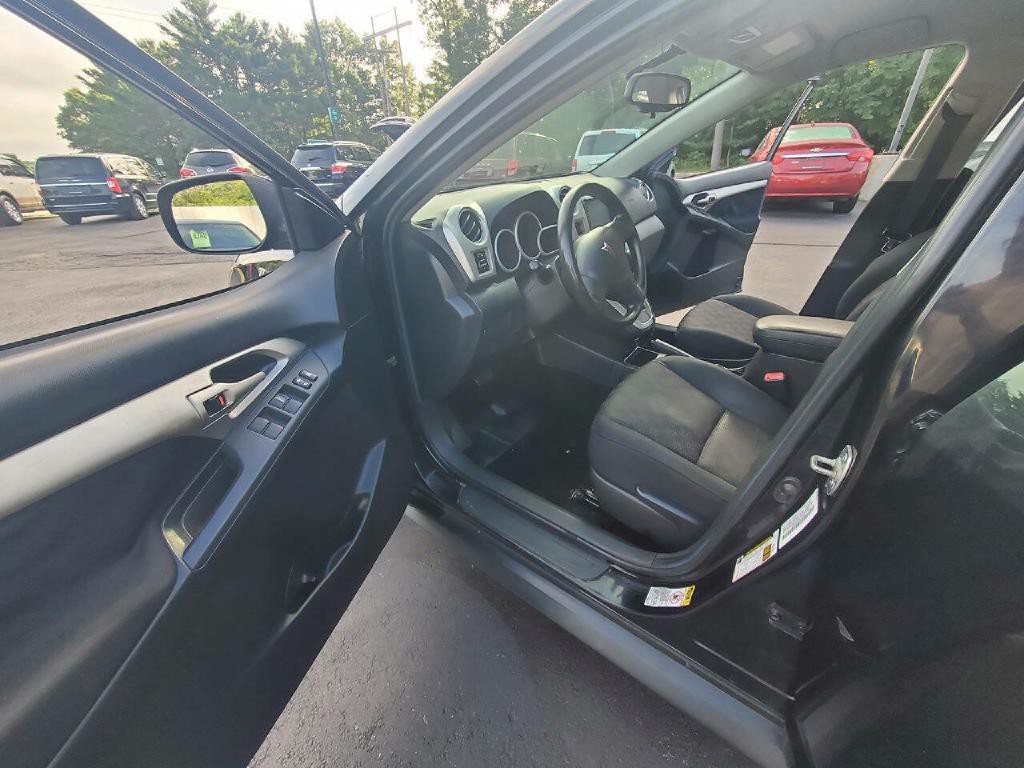 2009 Pontiac Vibe Image 8