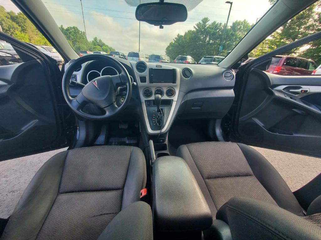 2009 Pontiac Vibe Image 10