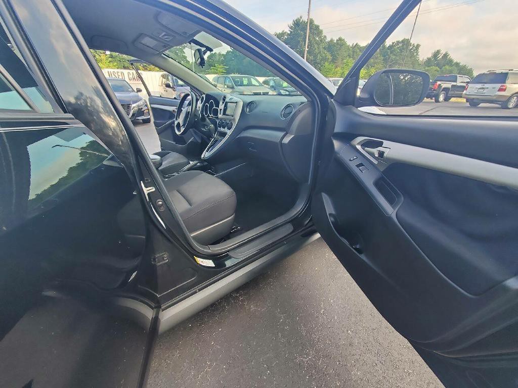 2009 Pontiac Vibe Image 17