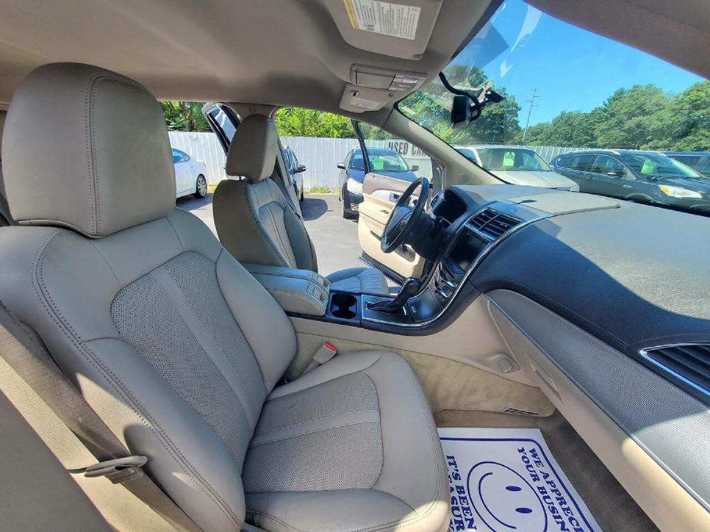 2012 Lincoln MKX Image 16