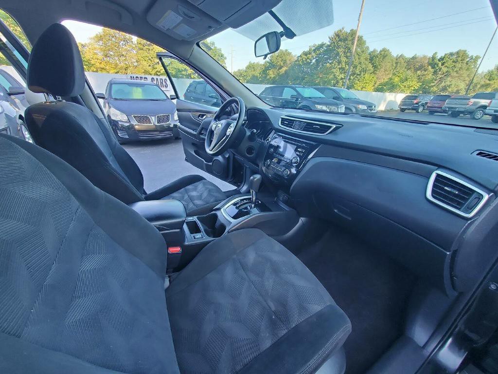 2016 Nissan Rogue Image 15