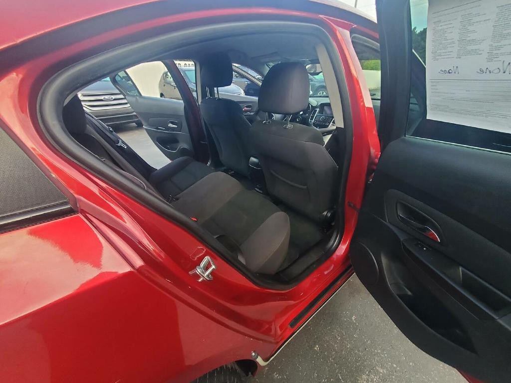 2013 Chevrolet Cruze Image 11