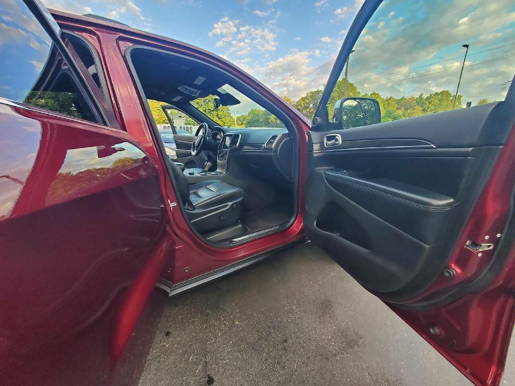 2018 Jeep Grand Cherokee Image 16