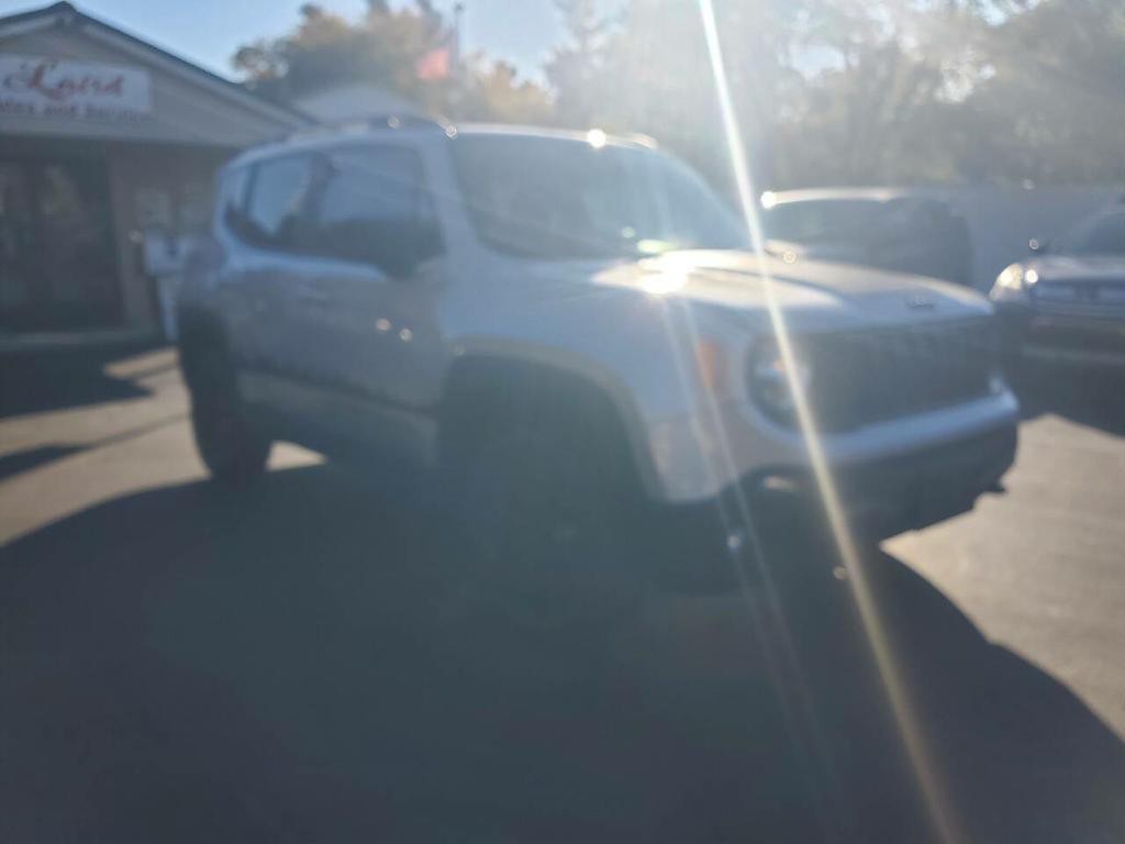 2020 Jeep Renegade Image 6