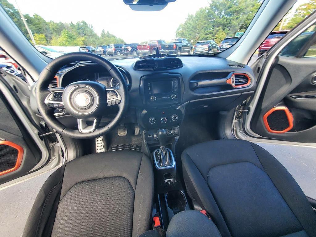 2020 Jeep Renegade Image 8