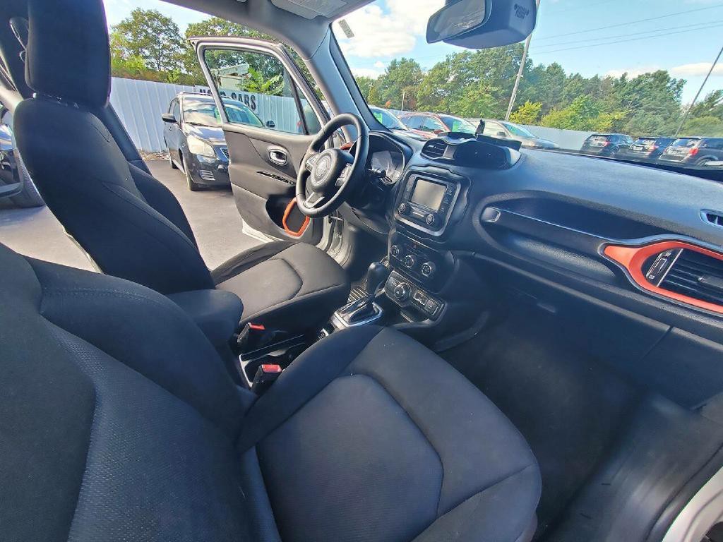 2020 Jeep Renegade Image 12