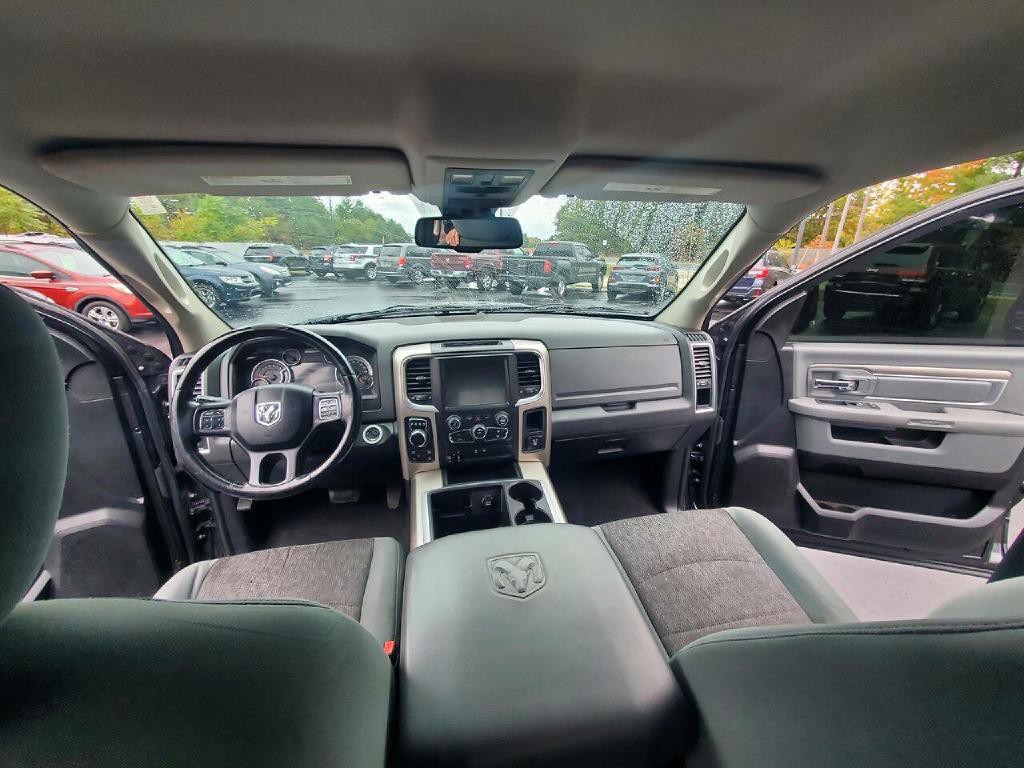 2015 RAM 1500 Image 10