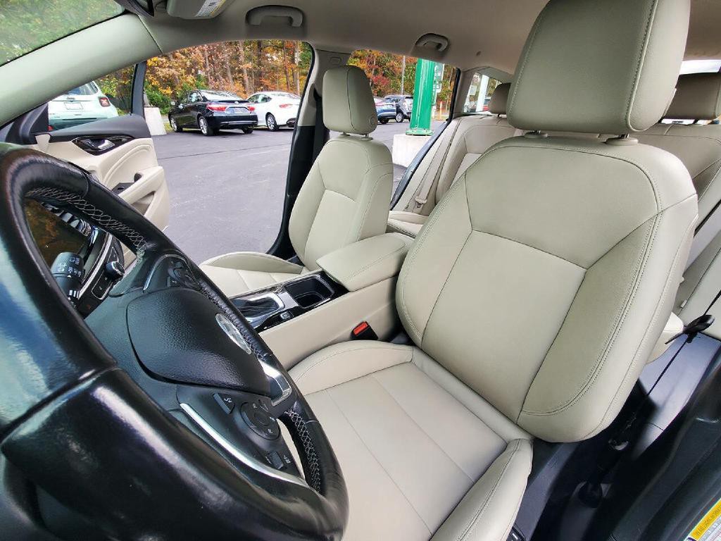 2018 Buick Regal Image 8