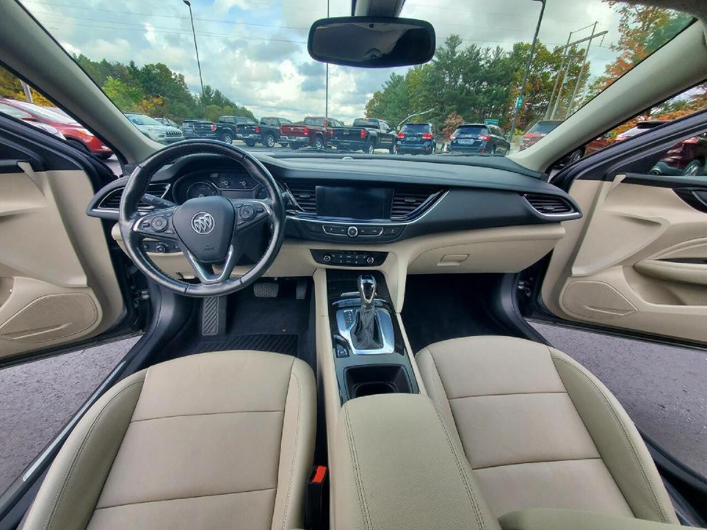 2018 Buick Regal Image 9