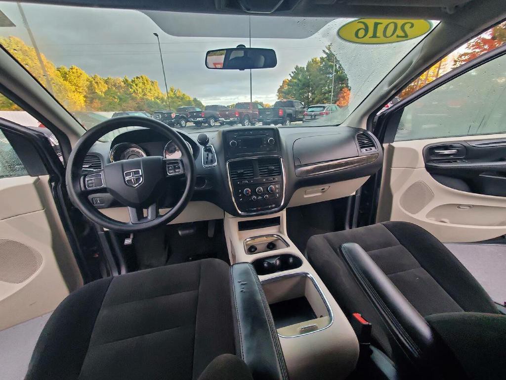 2016 Dodge Grand Caravan Image 9