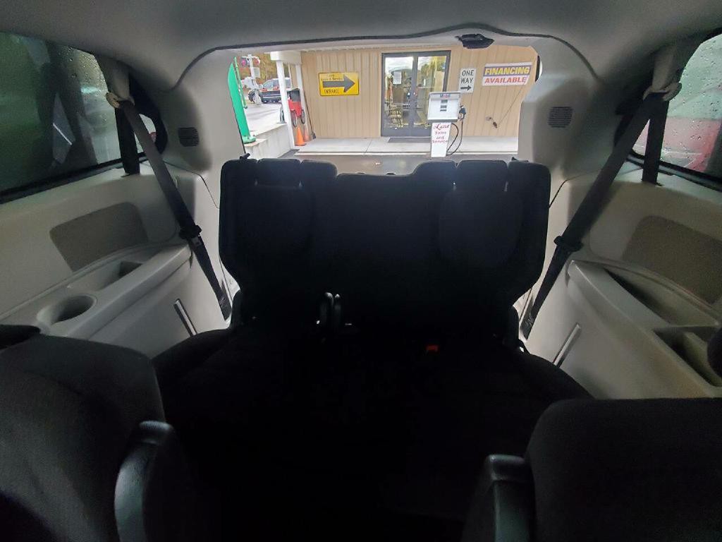 2016 Dodge Grand Caravan Image 12