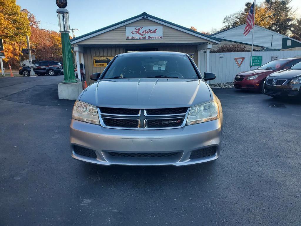 2013 Dodge Avenger Image 3