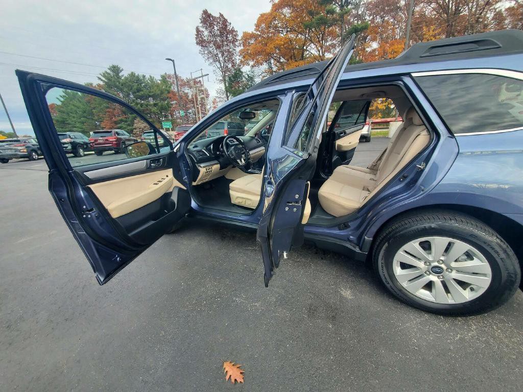 2016 Subaru Outback Image 13