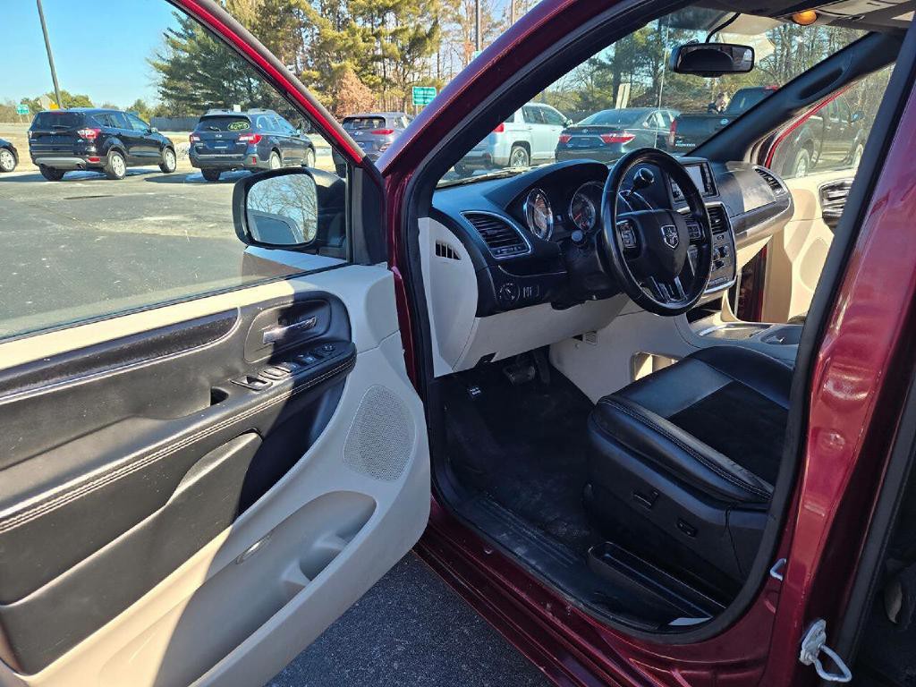 2018 Dodge Grand Caravan Image 6