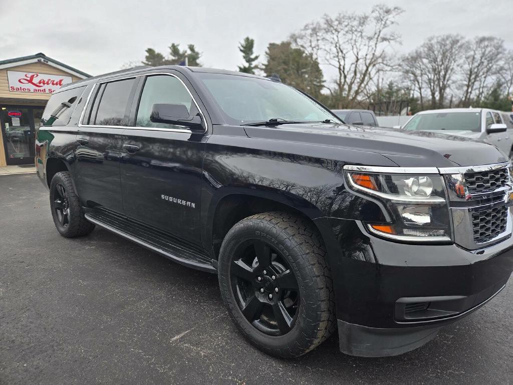 2018 Chevrolet Suburban Image 1