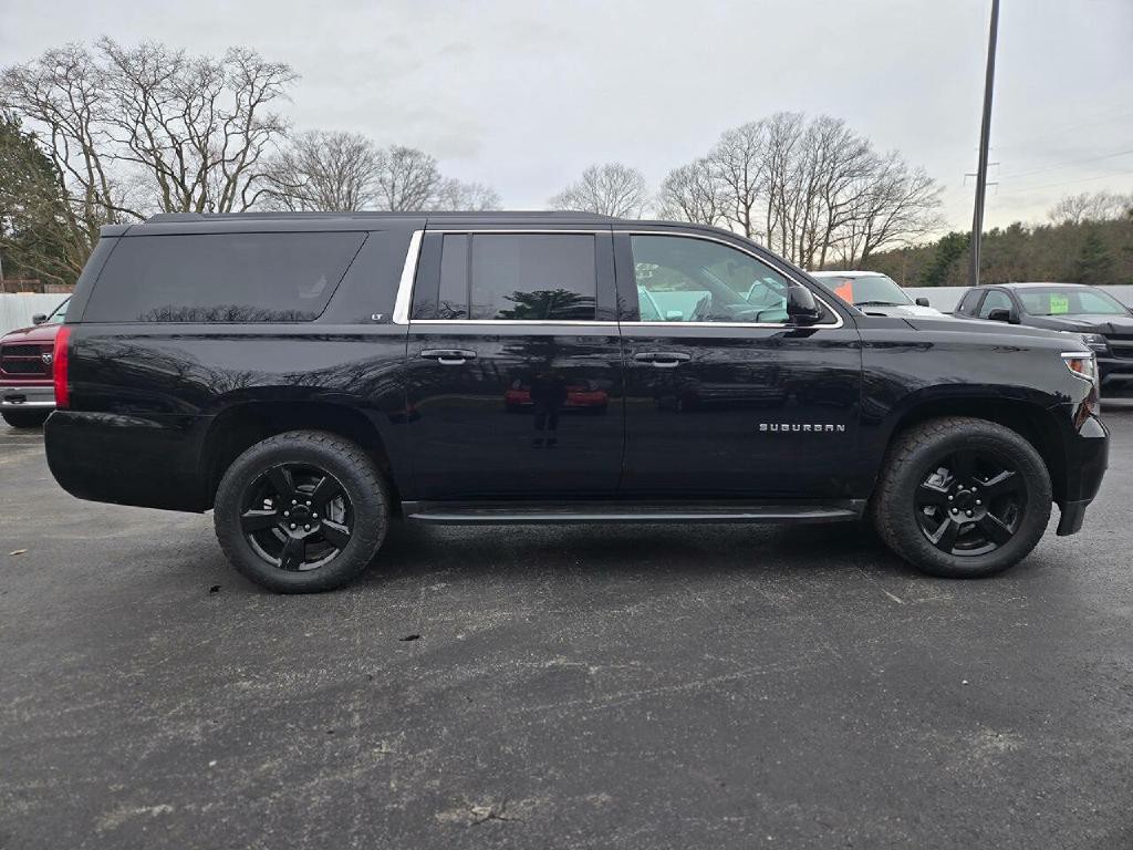 2018 Chevrolet Suburban Image 8