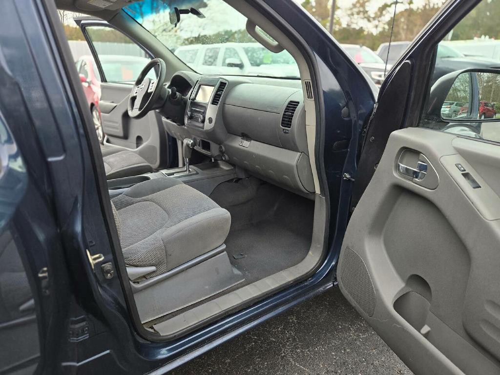 2019 Nissan Frontier Image 16