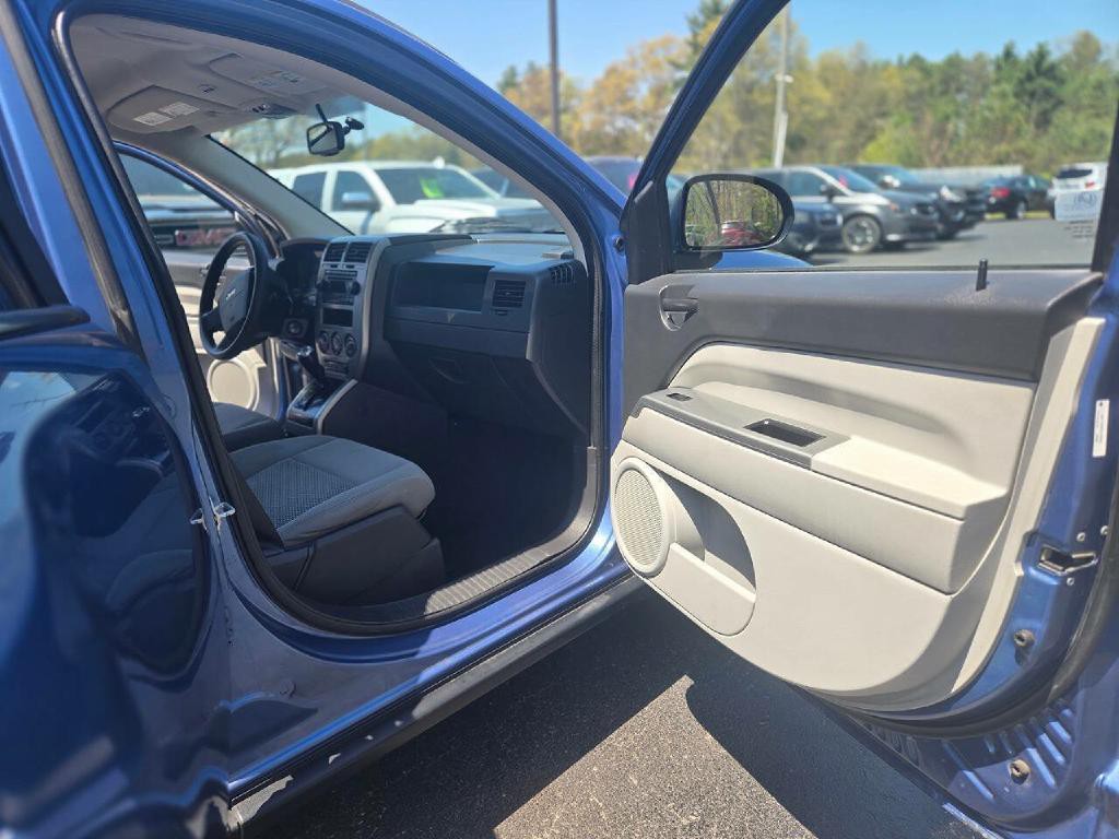 2007 Jeep Compass Image 18