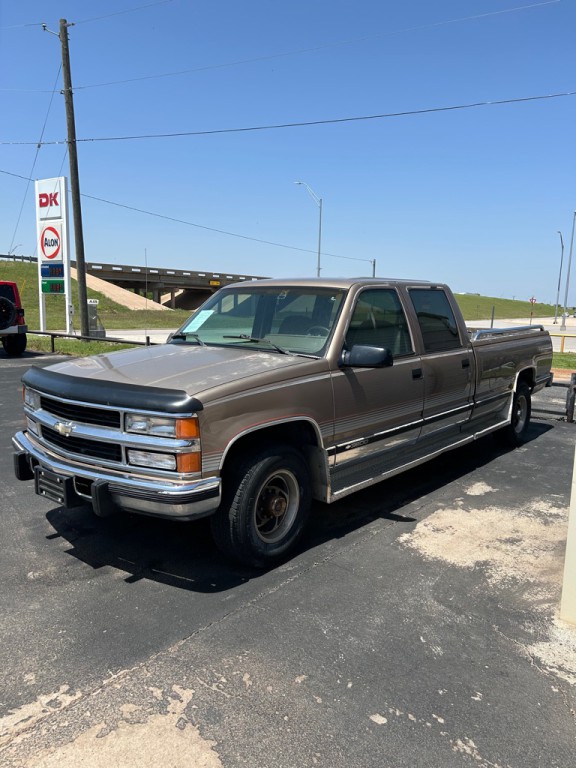 1994 Chevrolet C/K Image 1
