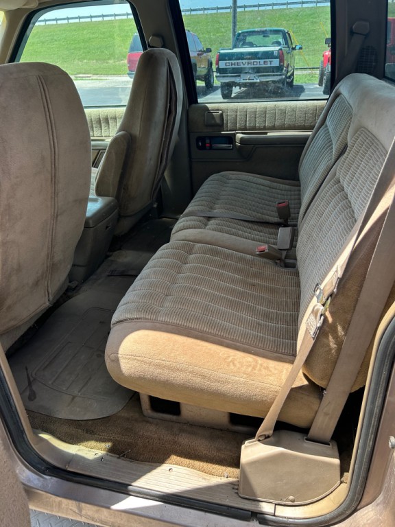 1994 Chevrolet C/K Image 7