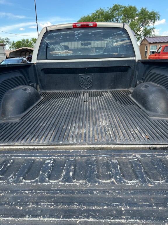 2004 Dodge Ram 2500 Image 7