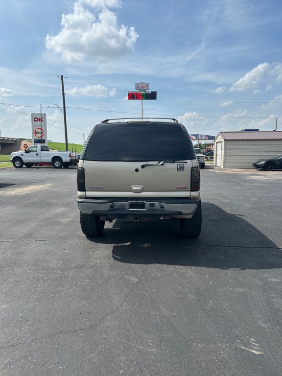 2005 GMC Yukon Image 4