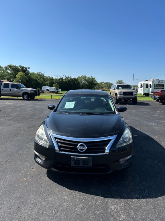 2013 Nissan Altima Image 2