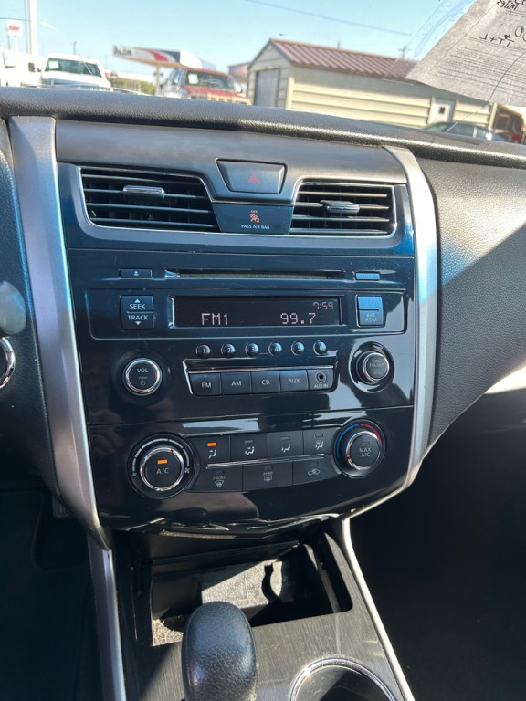 2013 Nissan Altima Image 11