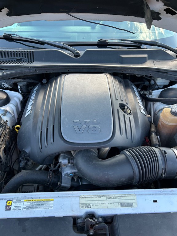 2012 Dodge Challenger Image 15