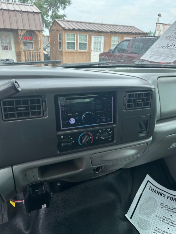 2003 Ford F-250 Image 11