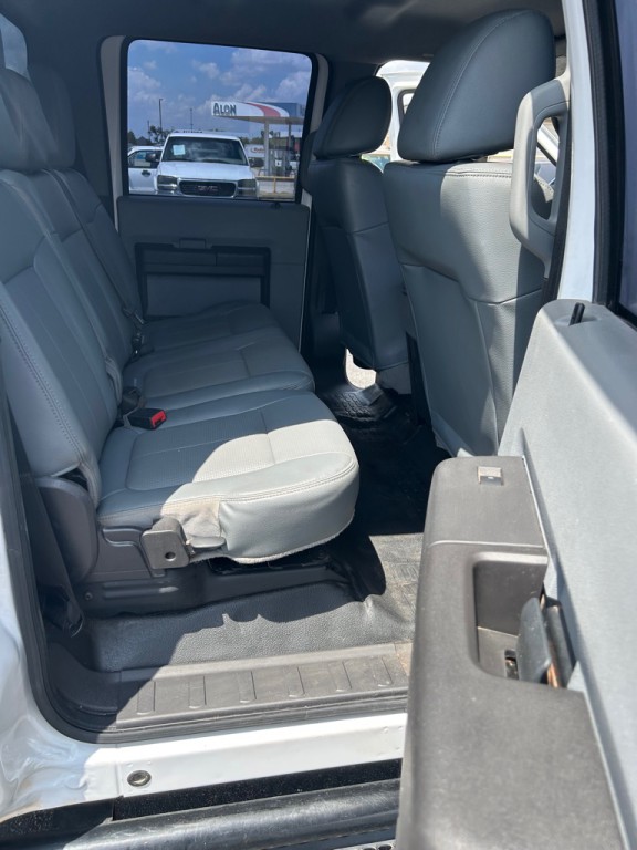 2015 Ford F-350 Image 9