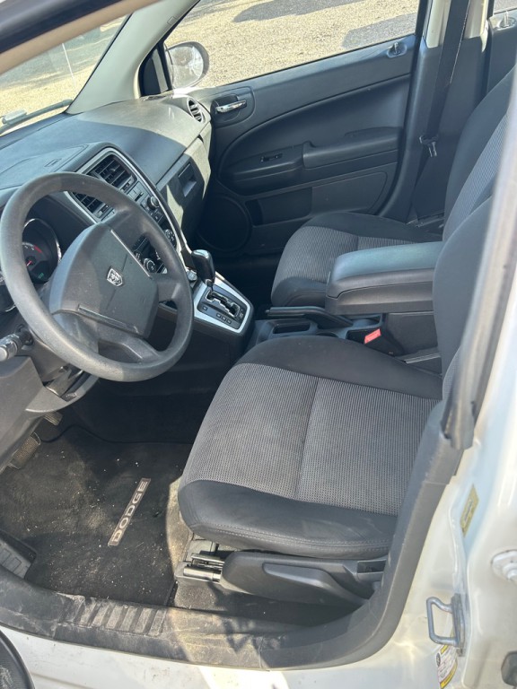 2011 Dodge Caliber Image 3