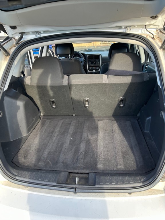 2011 Dodge Caliber Image 13