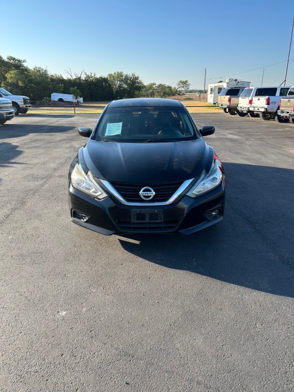 2018 Nissan Altima Image 2