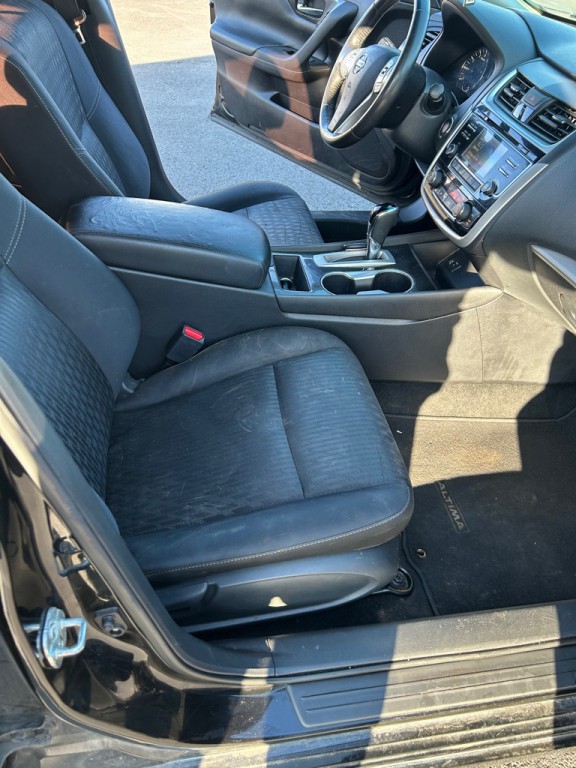 2018 Nissan Altima Image 7