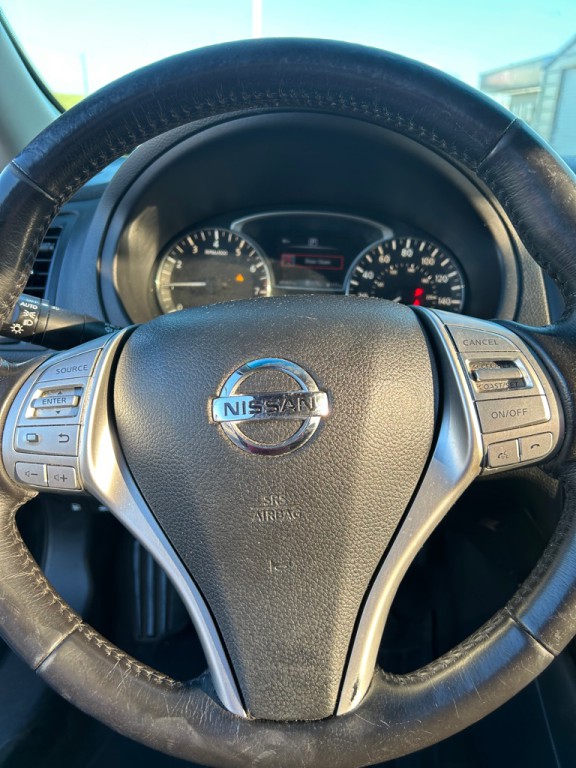 2018 Nissan Altima Image 11