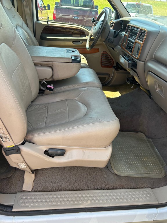 2000 Ford F-350 Image 8
