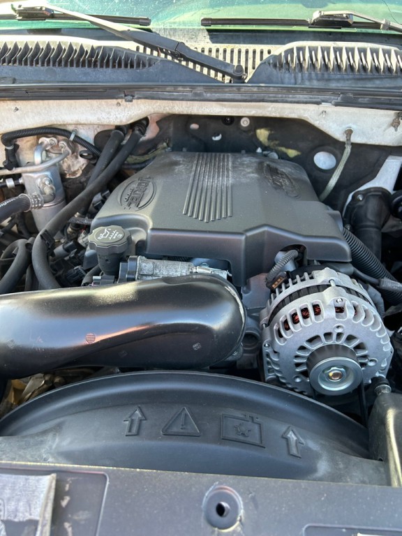 2005 Chevrolet Silverado 1500 Image 12