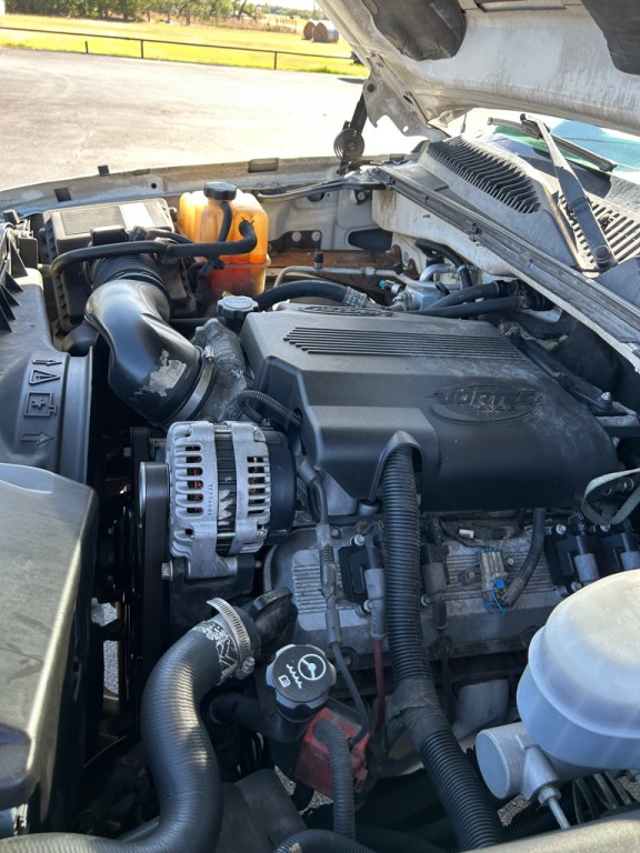 2005 Chevrolet Silverado 1500 Image 13