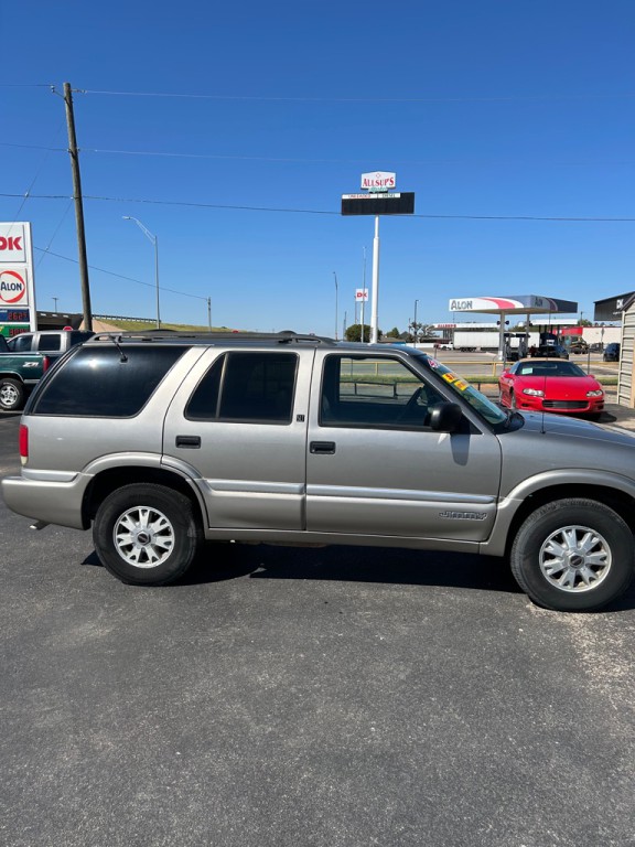 2001 GMC Jimmy Image 3