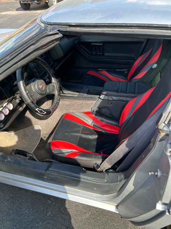 1984 Chevrolet Corvette Image 5