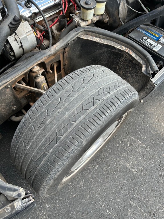 1984 Chevrolet Corvette Image 17